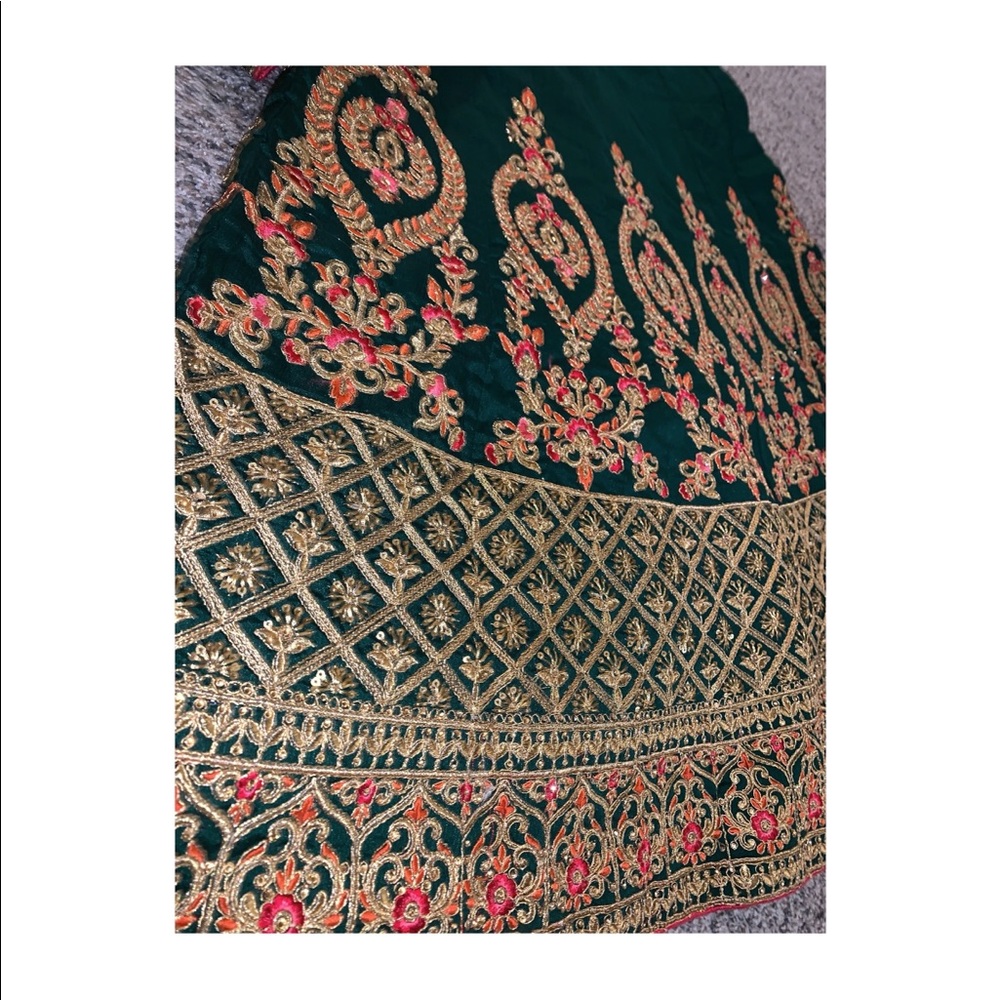 Ghagra Choli - Picture 3 of 3
